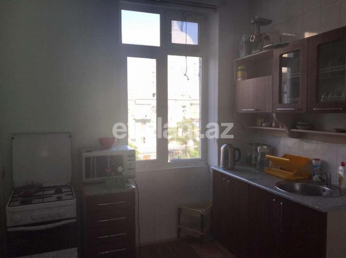 Kirayə verilir, köhnə tikili, 2 otaqlı, 42 m², Yasamal r.