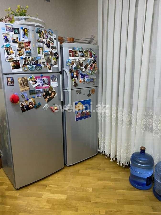 Satılır, yeni tikili, 2 otaqlı, 120 m², İnşaatçılar m.