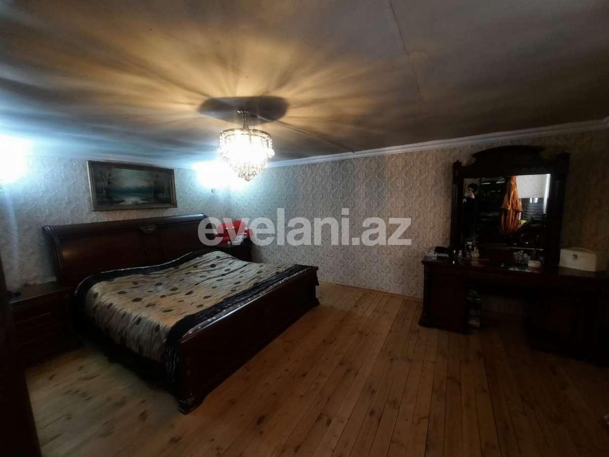 Satılır, həyət evi / bağ, 9 otaqlı, 230 m², 3-cü mikrorayon q.