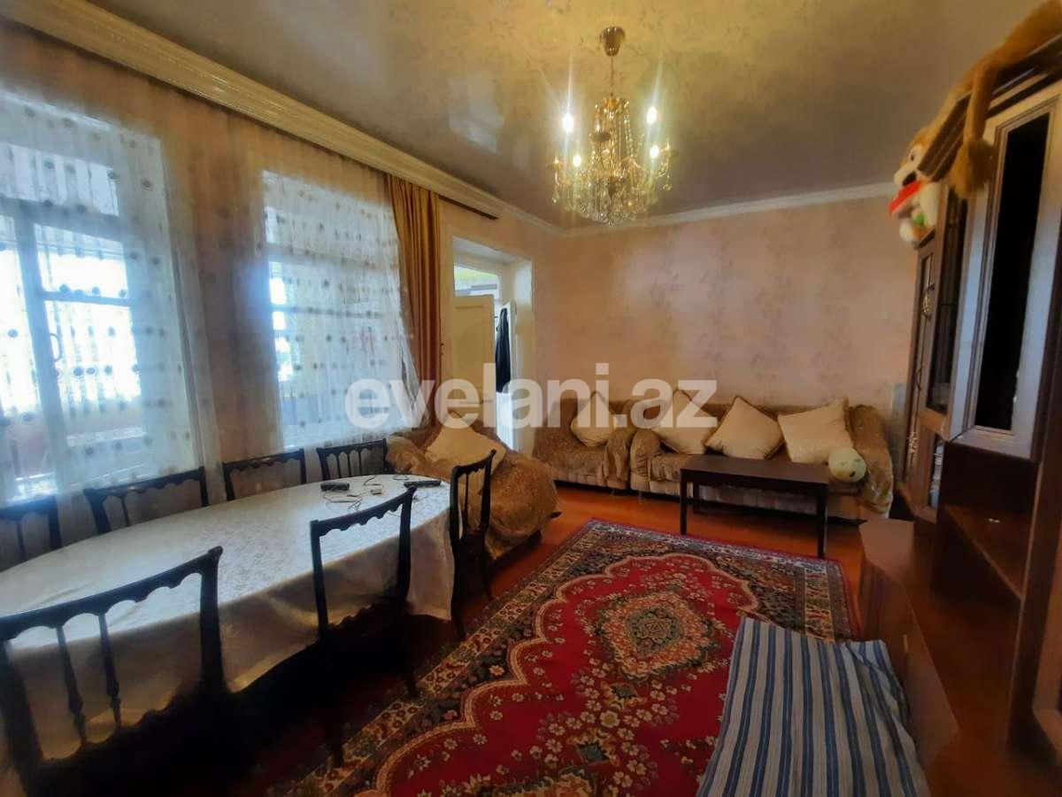 Satılır, həyət evi / bağ, 9 otaqlı, 230 m², 3-cü mikrorayon q.