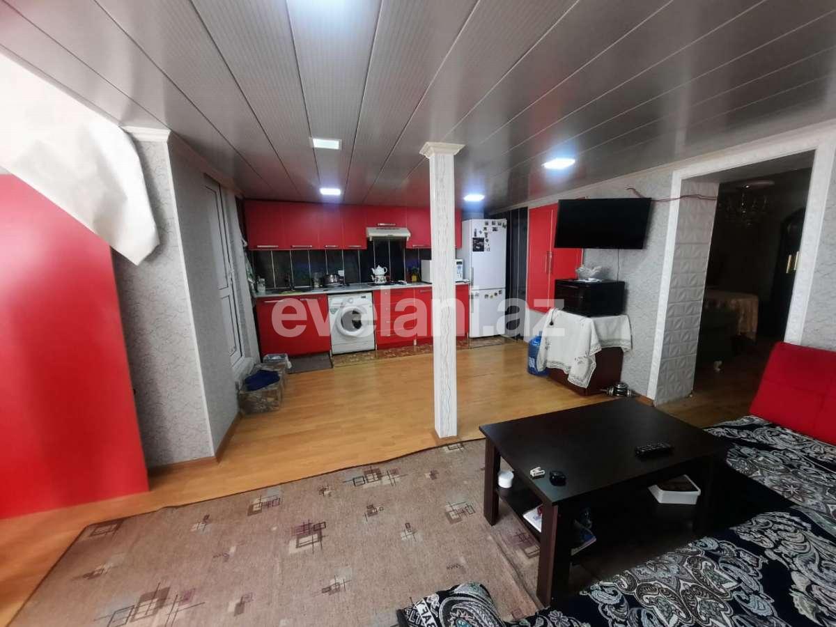 Satılır, həyət evi / bağ, 9 otaqlı, 230 m², 3-cü mikrorayon q.