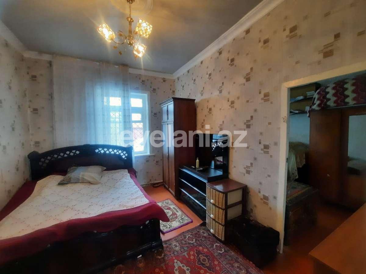 Satılır, həyət evi / bağ, 9 otaqlı, 230 m², 3-cü mikrorayon q.