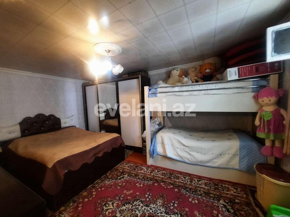 Satılır, həyət evi / bağ, 9 otaqlı, 230 m², 3-cü mikrorayon q.