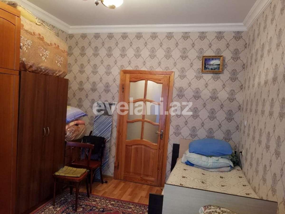 Sale, old building, 3 room, 80 m², Inshaatchilar m.