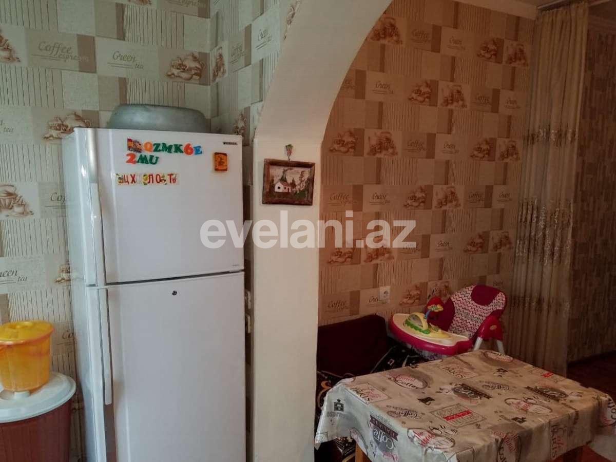 Sale, old building, 3 room, 80 m², Inshaatchilar m.