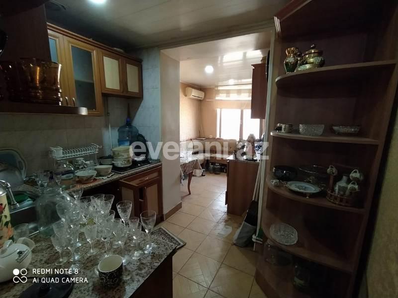 Sale, old building, 2 room, 55 m², Narimanov r.