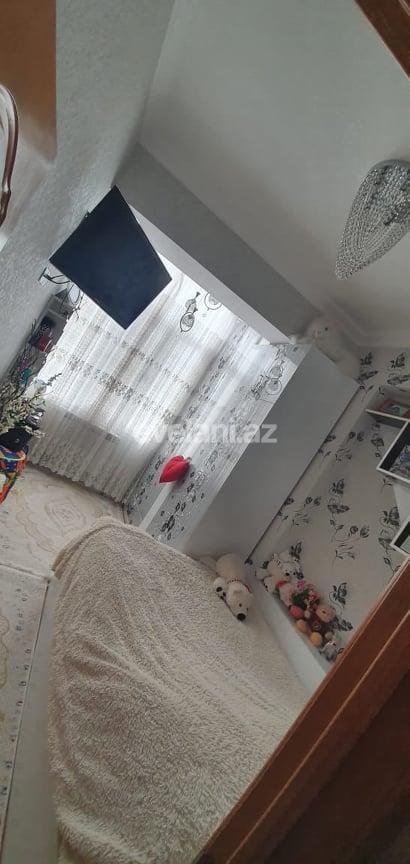Satılır, yeni tikili, 2 otaqlı, 50 m², İnşaatçılar m.