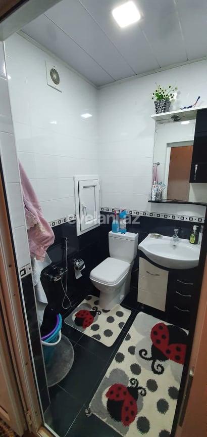 Satılır, yeni tikili, 2 otaqlı, 50 m², İnşaatçılar m.