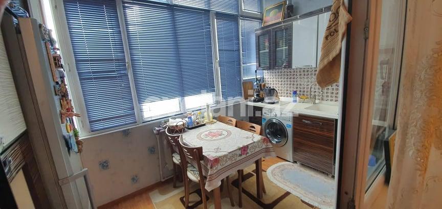 Satılır, yeni tikili, 2 otaqlı, 50 m², İnşaatçılar m.