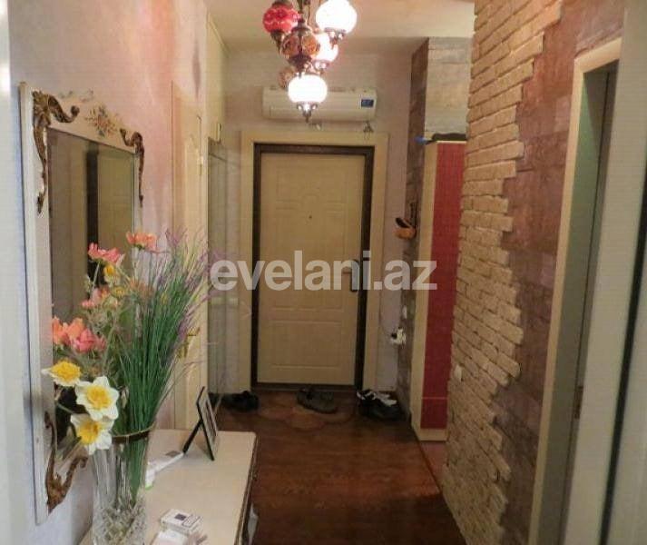 Satılır, yeni tikili, 2 otaqlı, 48 m², İnşaatçılar m.