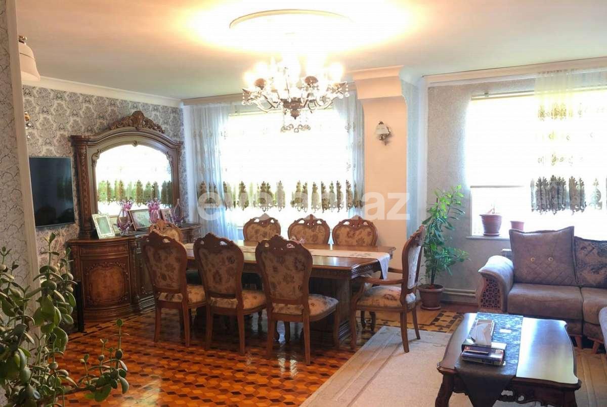 Продаётся, вторичка, 4-комнаты, 100 m², Ахмедлы m.