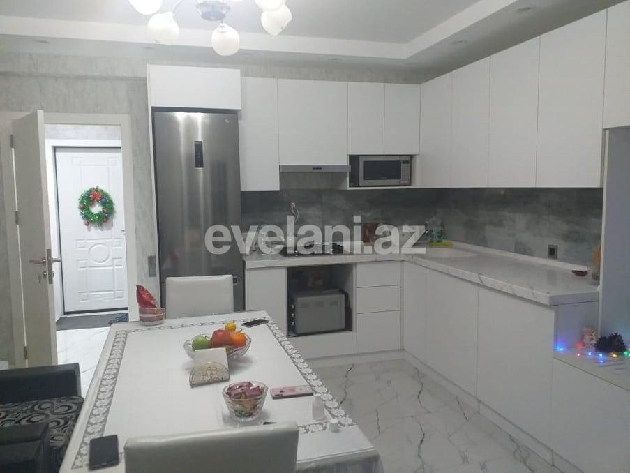 Satılır, yeni tikili, 2 otaqlı, 66 m², İnşaatçılar m.