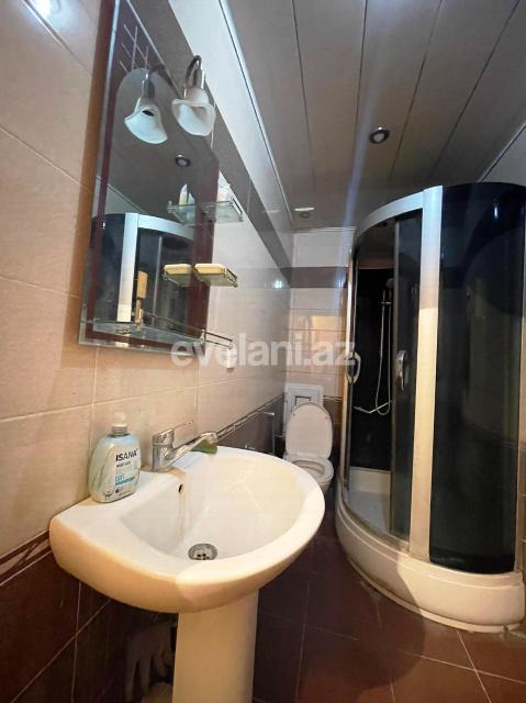 Sale, new building, 2 room, 62 m², Inshaatchilar m.