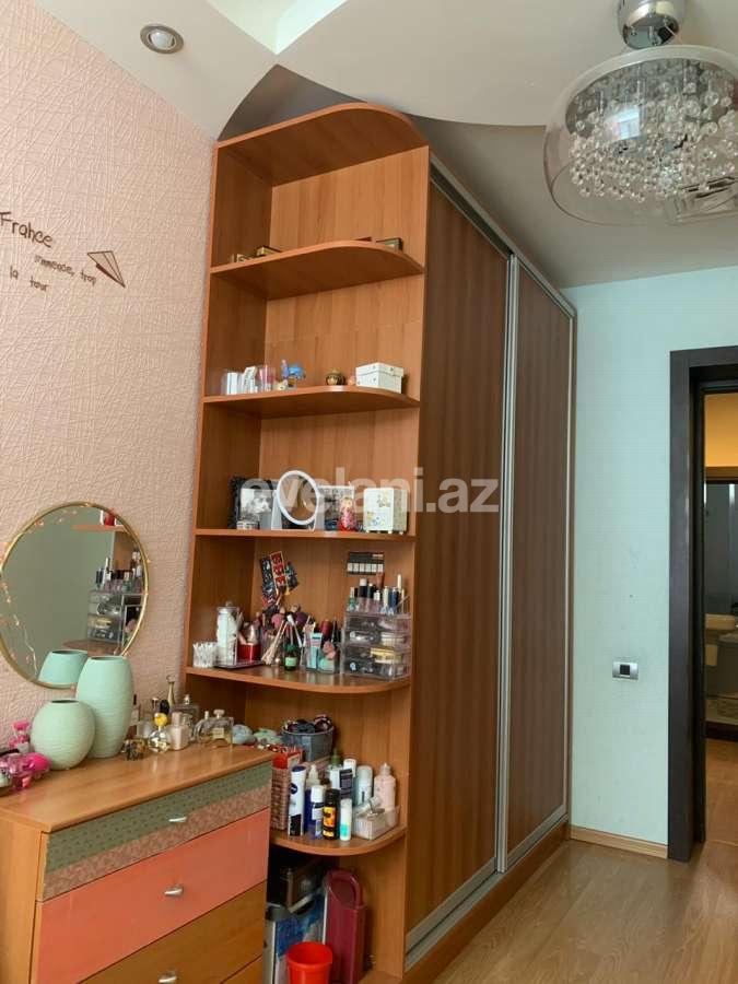 Satılır, köhnə tikili, 3 otaqlı, 75 m², 28 may m.