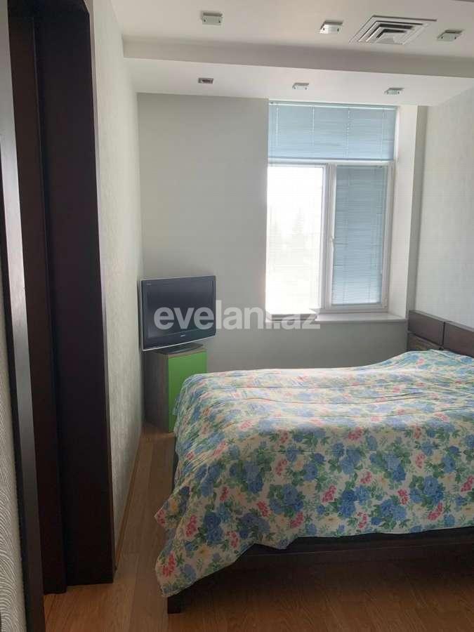 Satılır, köhnə tikili, 3 otaqlı, 75 m², 28 may m.