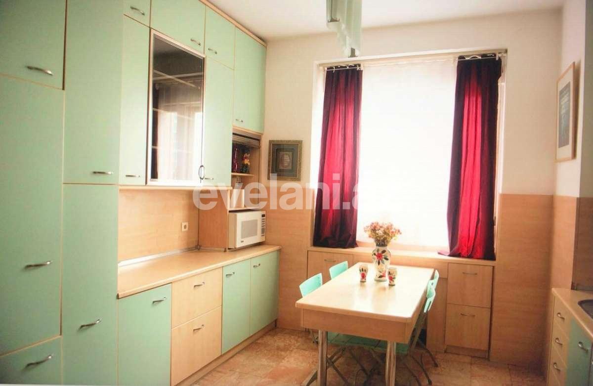 Sale, new building, 4 room, 268 m², Yasamal r.