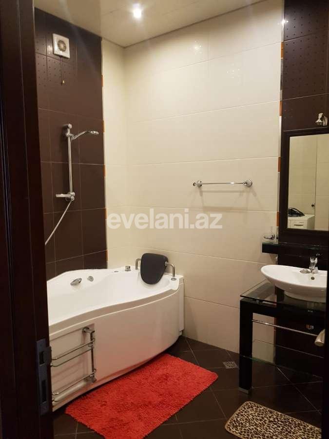 Kirayə verilir, yeni tikili, 3 otaqlı, 125 m², İnşaatçılar m.