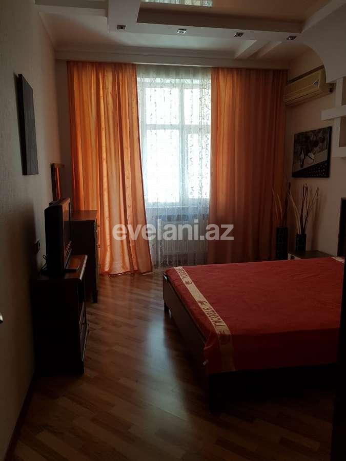 Kirayə verilir, yeni tikili, 3 otaqlı, 125 m², İnşaatçılar m.
