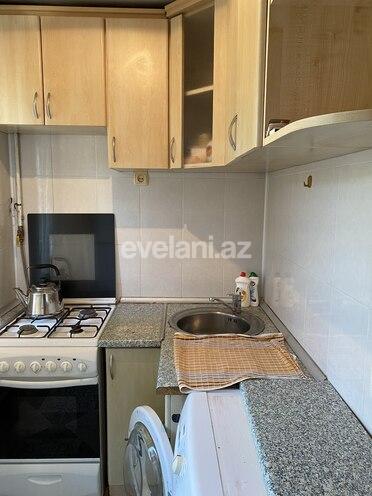 Kirayə verilir, köhnə tikili, 1 otaqlı, 40 m², 28 may m.