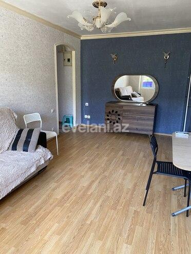 Kirayə verilir, köhnə tikili, 1 otaqlı, 40 m², 28 may m.