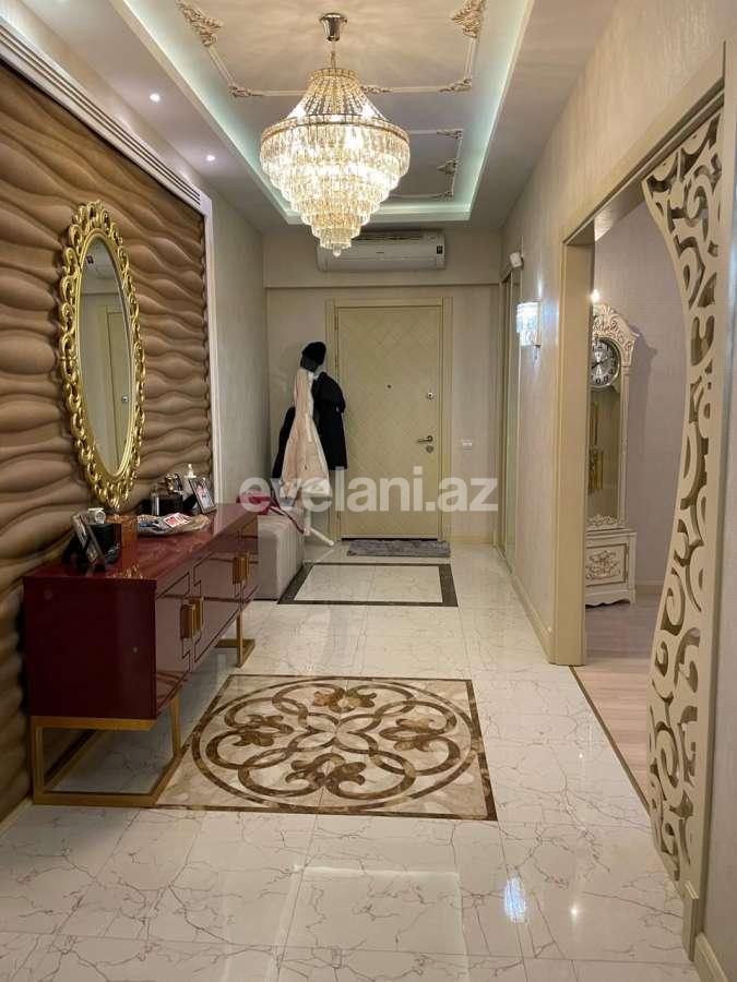 Satılır, yeni tikili, 3 otaqlı, 121 m², Şah İsmayıl Xətai m.