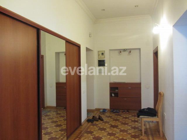 Satılır, köhnə tikili, 3 otaqlı, 130 m², İçəri Şəhər m.