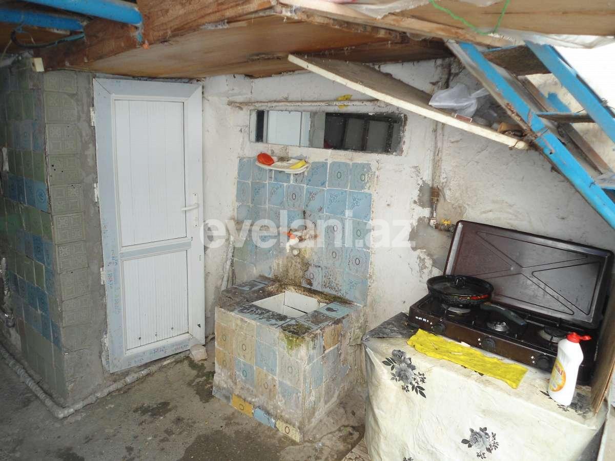 Satılır, həyət evi / bağ, 3 otaqlı, 100 m², İnşaatçılar m.