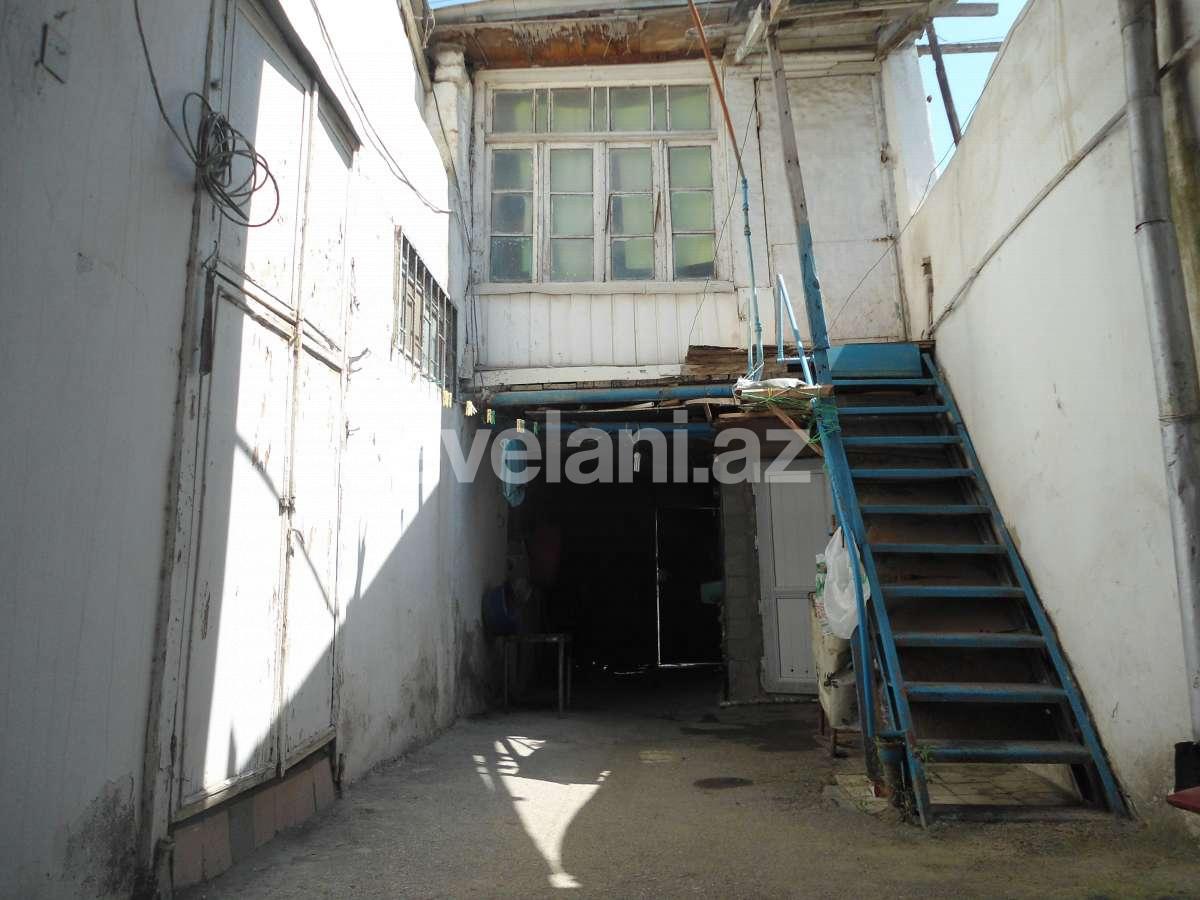 Satılır, həyət evi / bağ, 3 otaqlı, 100 m², İnşaatçılar m.
