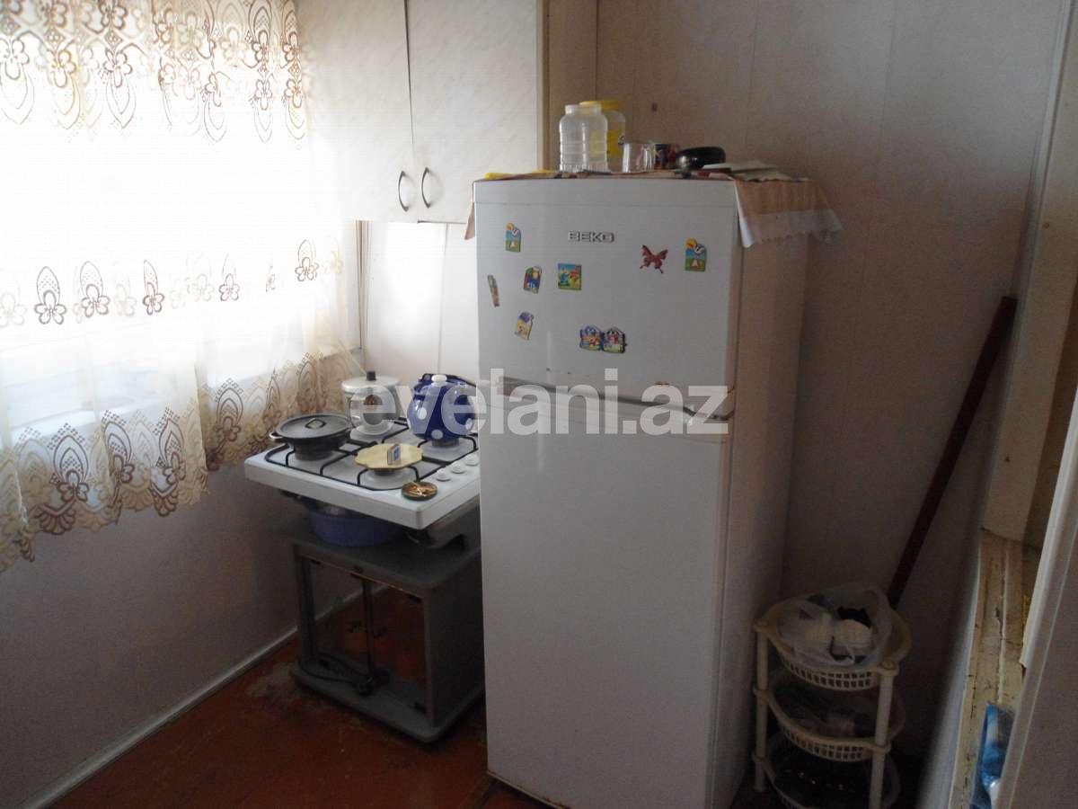 Satılır, həyət evi / bağ, 3 otaqlı, 100 m², İnşaatçılar m.