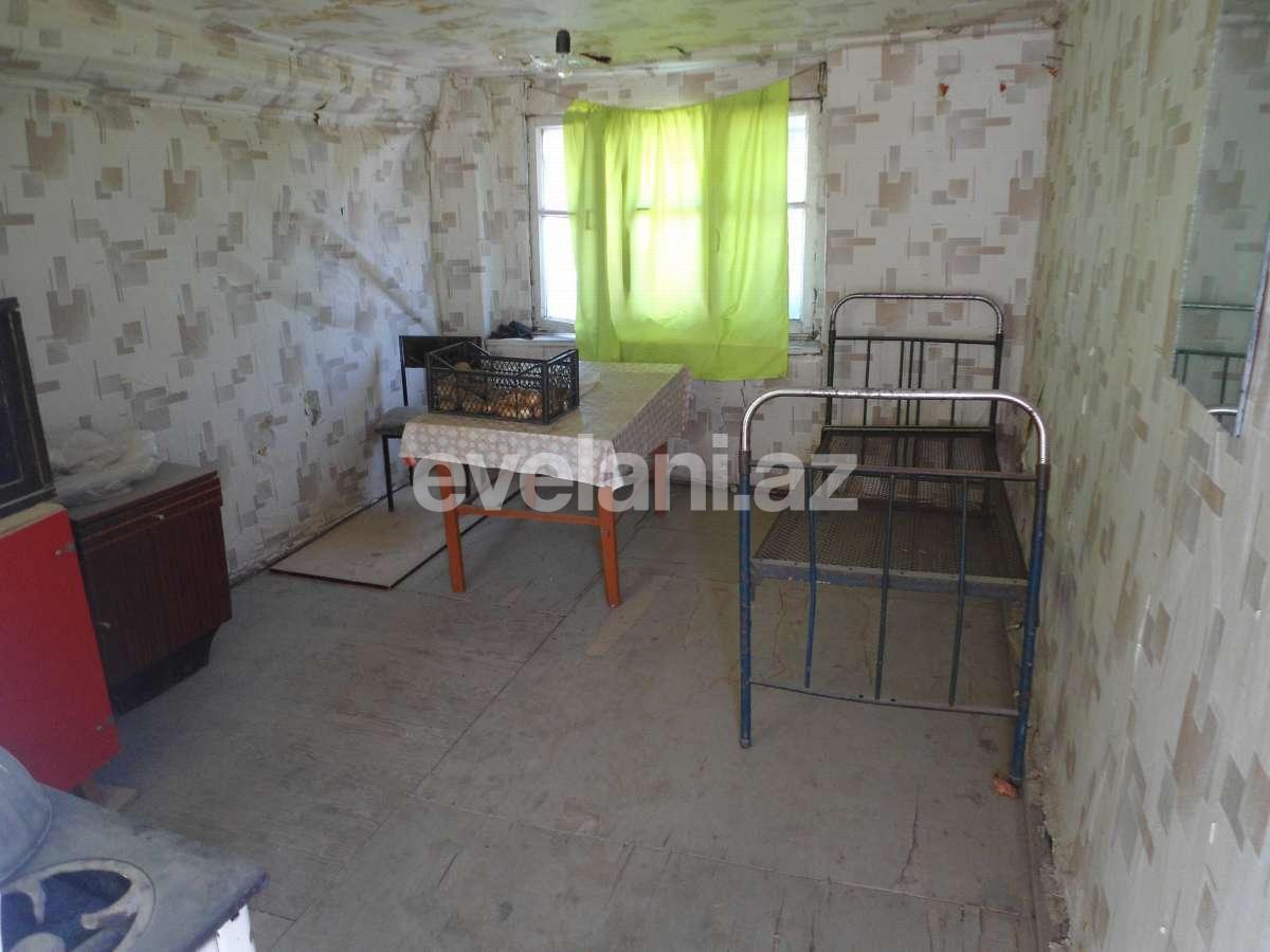 Satılır, həyət evi / bağ, 3 otaqlı, 100 m², İnşaatçılar m.