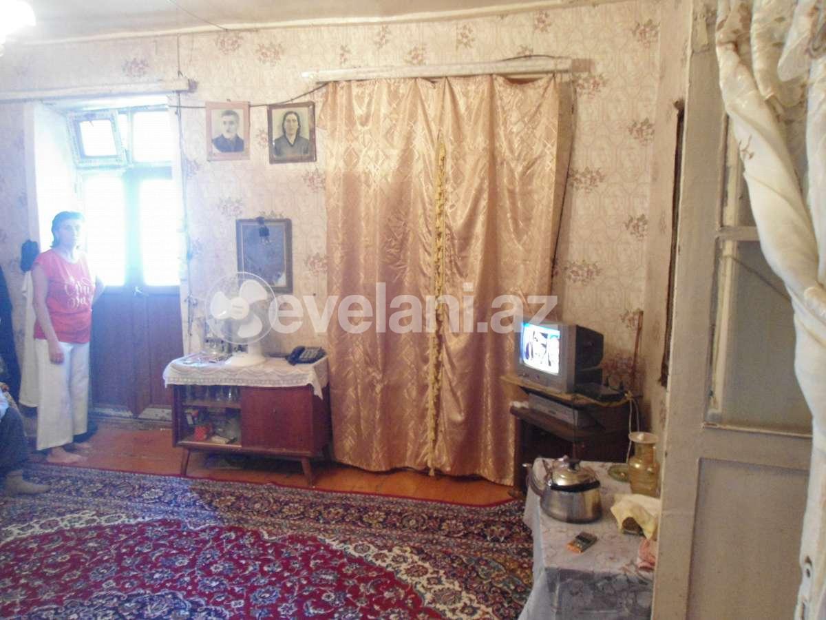 Satılır, həyət evi / bağ, 3 otaqlı, 100 m², İnşaatçılar m.