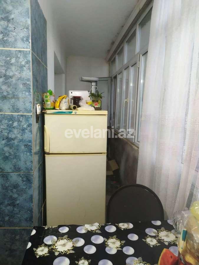 Satılır, köhnə tikili, 3 otaqlı, 80 m², Xalqlar Dostluğu m.