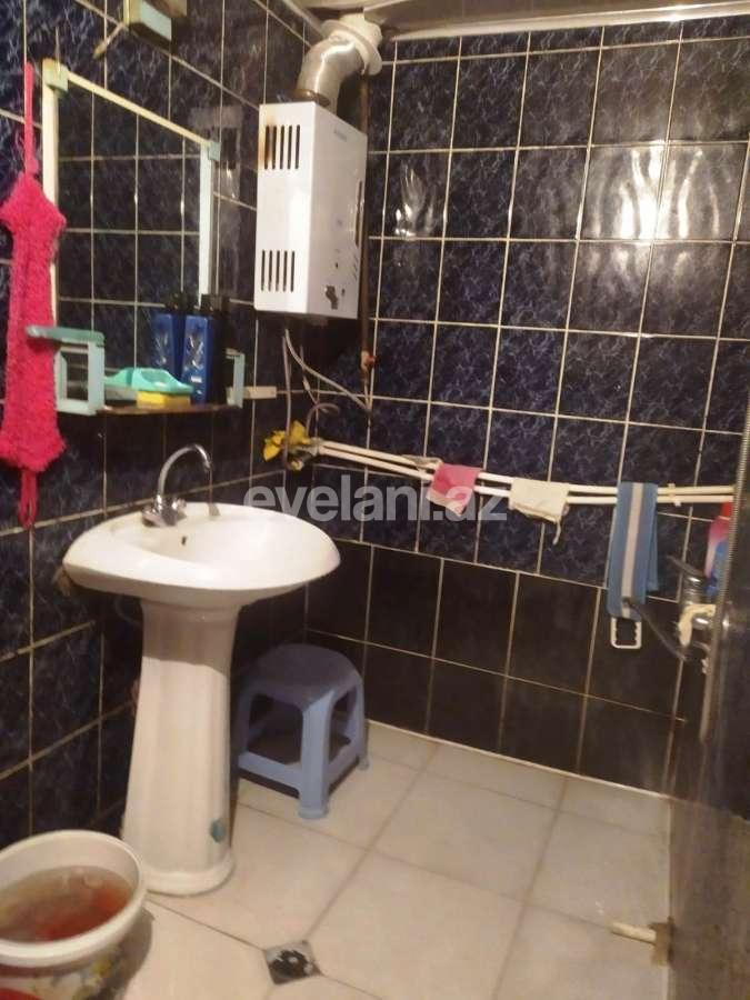 Satılır, köhnə tikili, 3 otaqlı, 80 m², Xalqlar Dostluğu m.