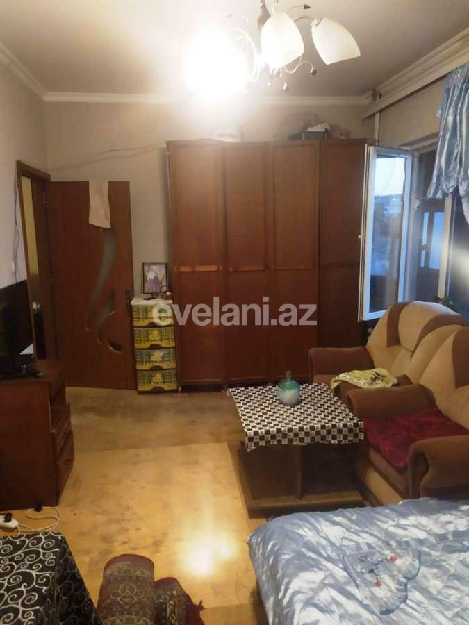 Satılır, köhnə tikili, 3 otaqlı, 80 m², Xalqlar Dostluğu m.