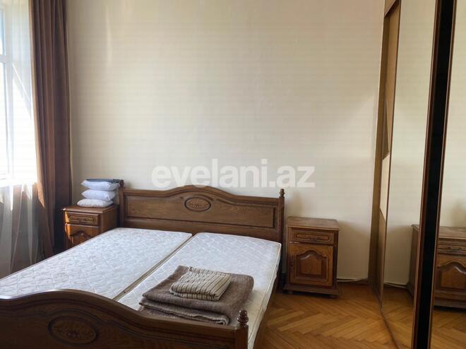 Kirayə verilir, köhnə tikili, 3 otaqlı, 85 m², 28 may m.