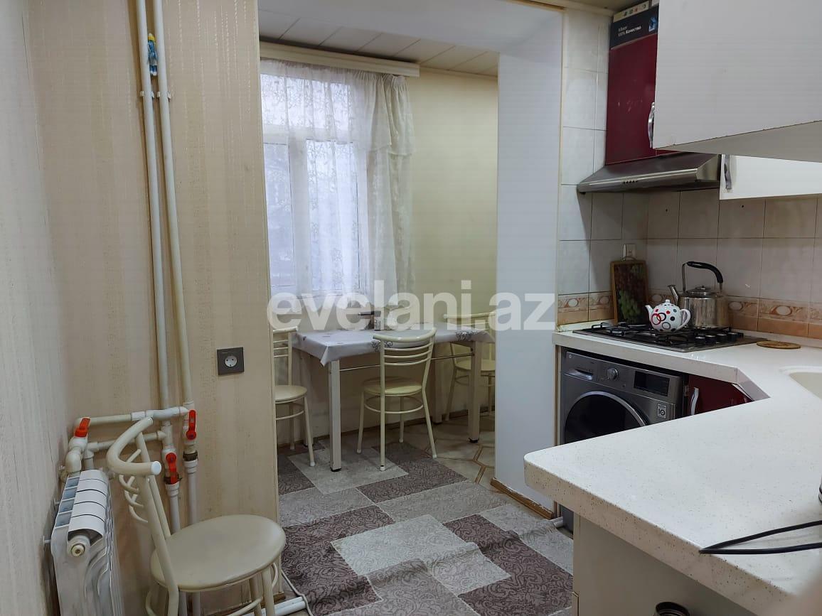 Satılır, köhnə tikili, 2 otaqlı, 45 m², İnşaatçılar m.