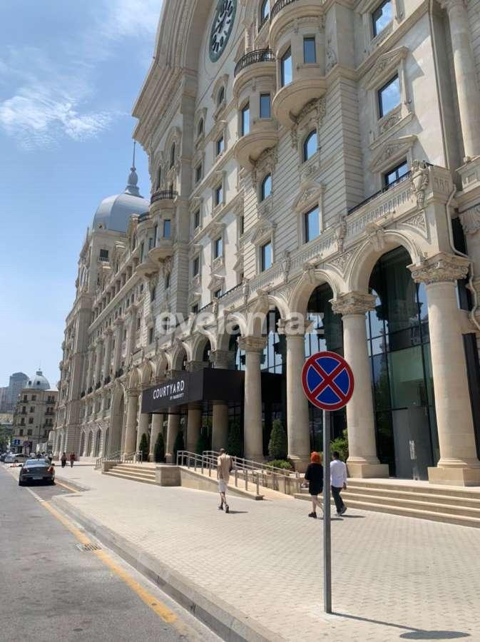 Satılır, yeni tikili, 4 otaqlı, 180 m², Nizami m.