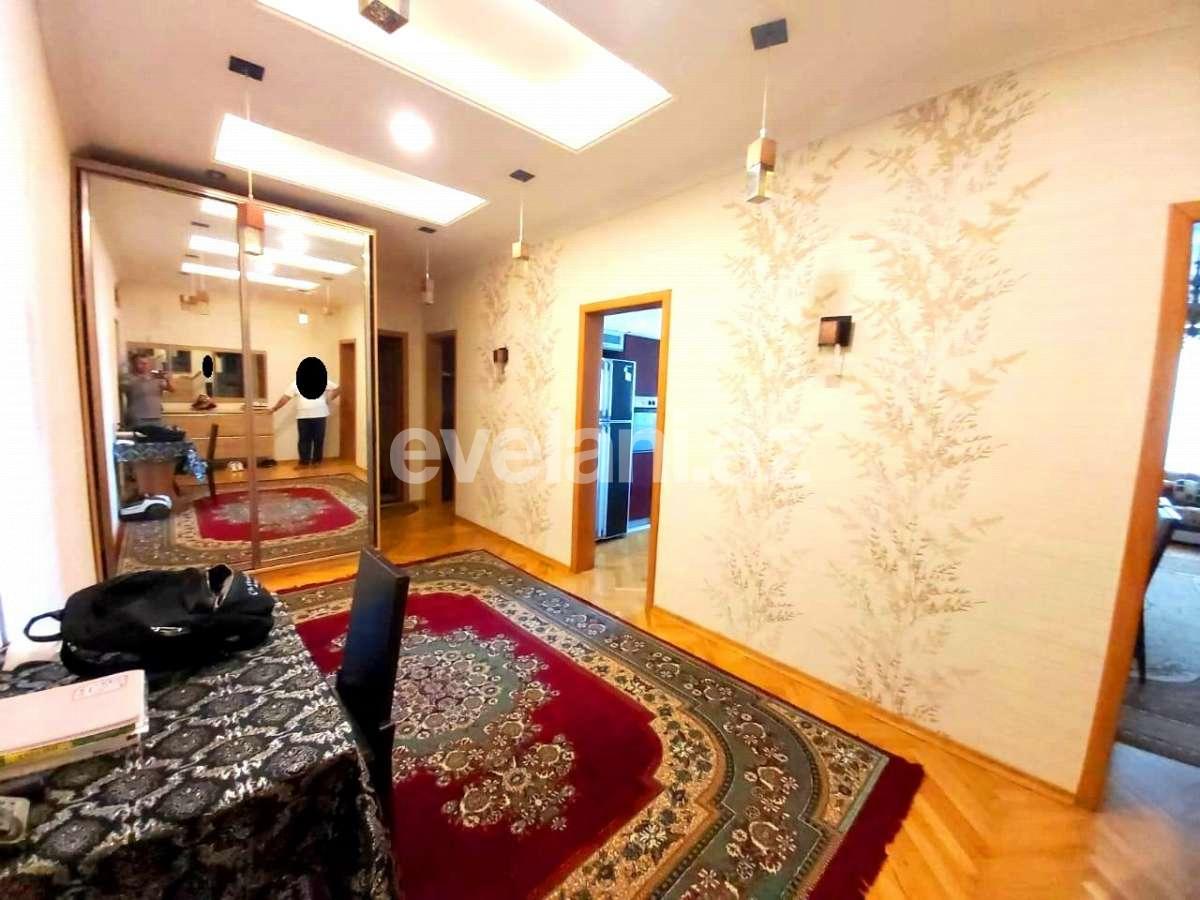 Sale, new building, 2 room, 100 m², Inshaatchilar m.