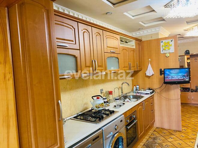 Satılır, köhnə tikili, 4 otaqlı, 100 m², Həzi Aslanov m.