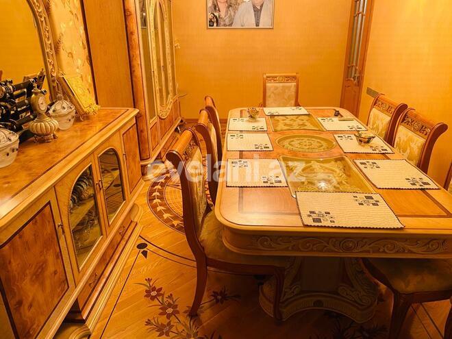 Satılır, köhnə tikili, 4 otaqlı, 100 m², Həzi Aslanov m.