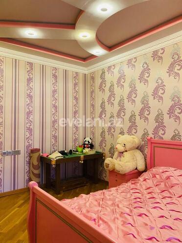 Satılır, köhnə tikili, 4 otaqlı, 100 m², Həzi Aslanov m.