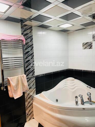 Satılır, köhnə tikili, 4 otaqlı, 100 m², Həzi Aslanov m.