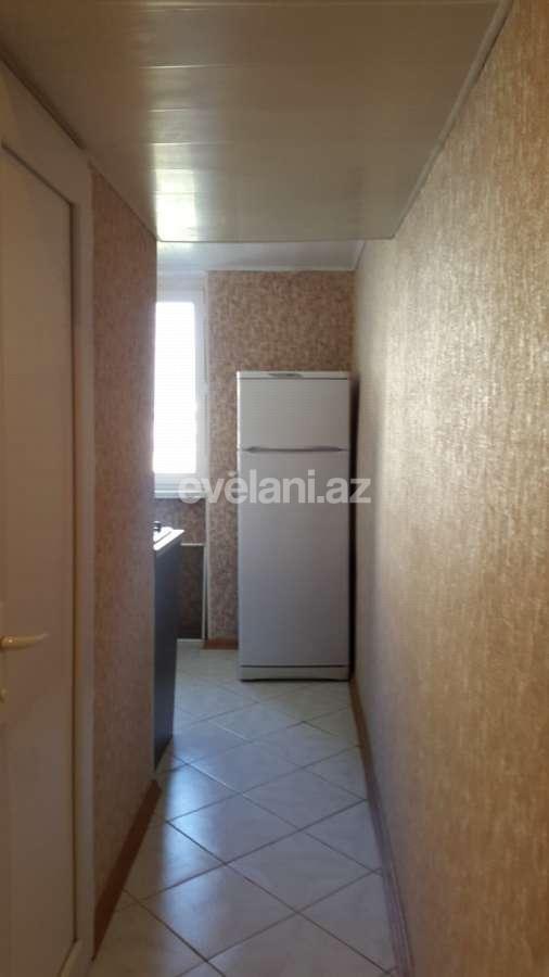 Kirayə verilir, köhnə tikili, 1 otaqlı, 40 m², İnşaatçılar m.