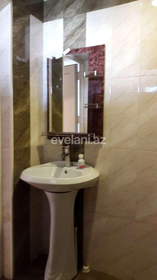 Kirayə verilir, köhnə tikili, 1 otaqlı, 40 m², İnşaatçılar m.