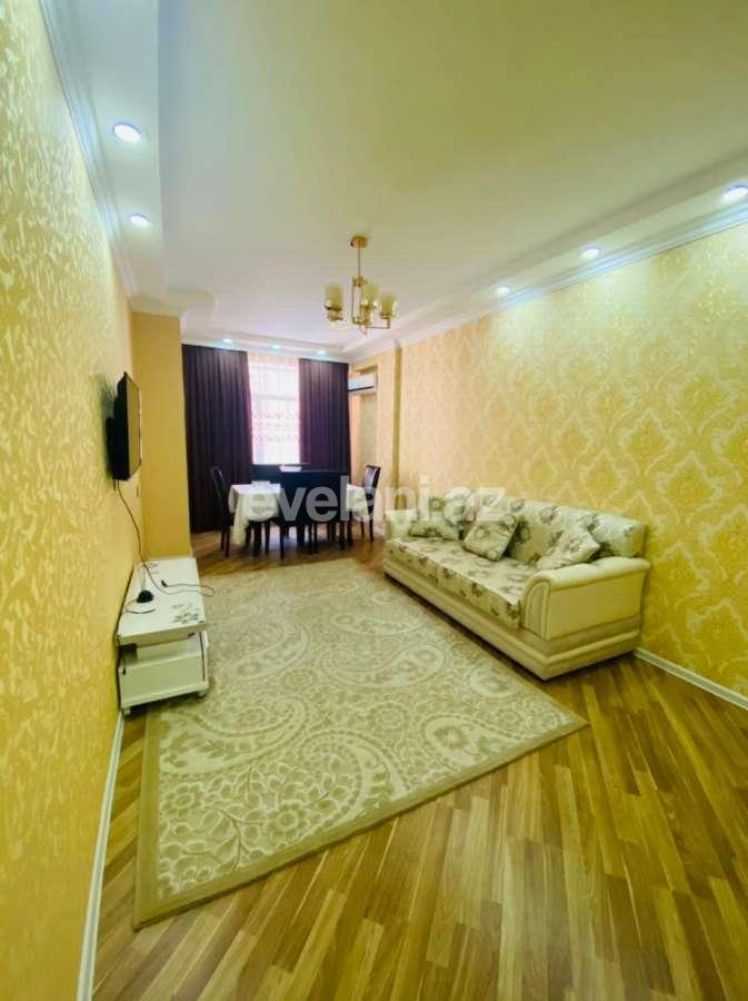 Satılır, yeni tikili, 3 otaqlı, 78 m², İnşaatçılar m.