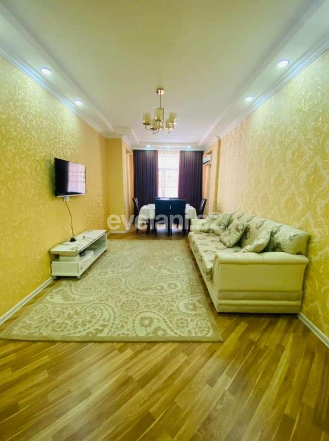 Satılır, yeni tikili, 3 otaqlı, 78 m², İnşaatçılar m.