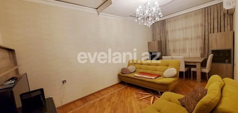 Satılır, yeni tikili, 2 otaqlı, 66 m², İnşaatçılar m.