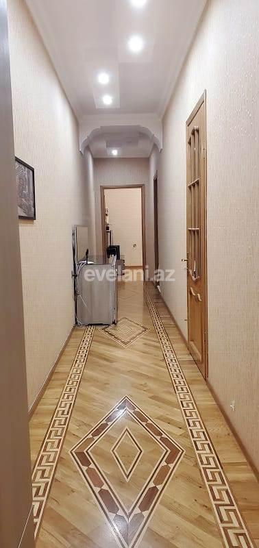 Satılır, yeni tikili, 2 otaqlı, 66 m², İnşaatçılar m.