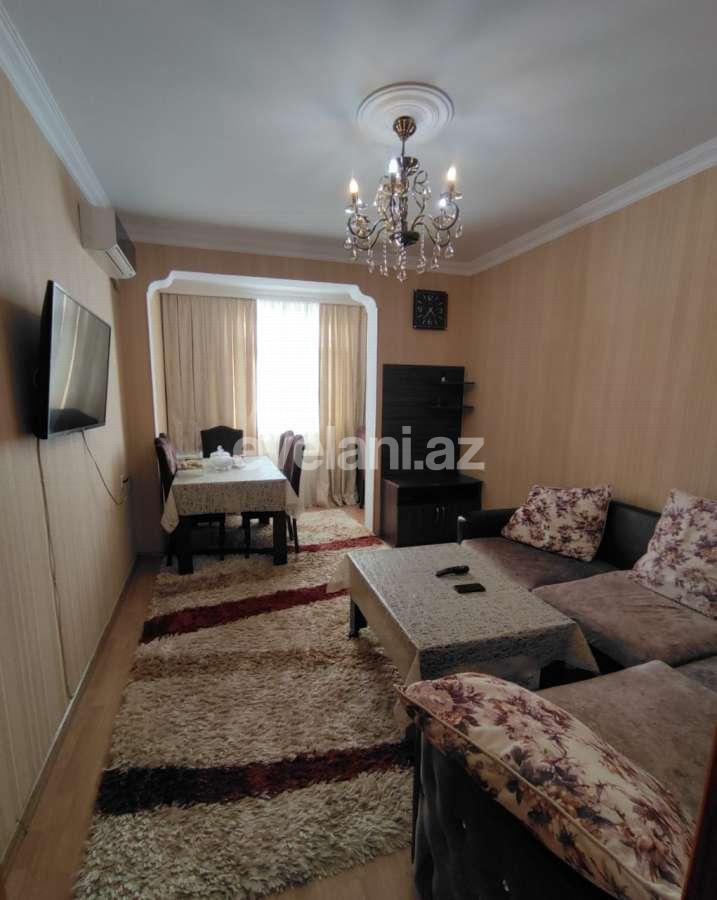 Satılır, köhnə tikili, 2 otaqlı, 48 m², Azadlıq prospekti m.