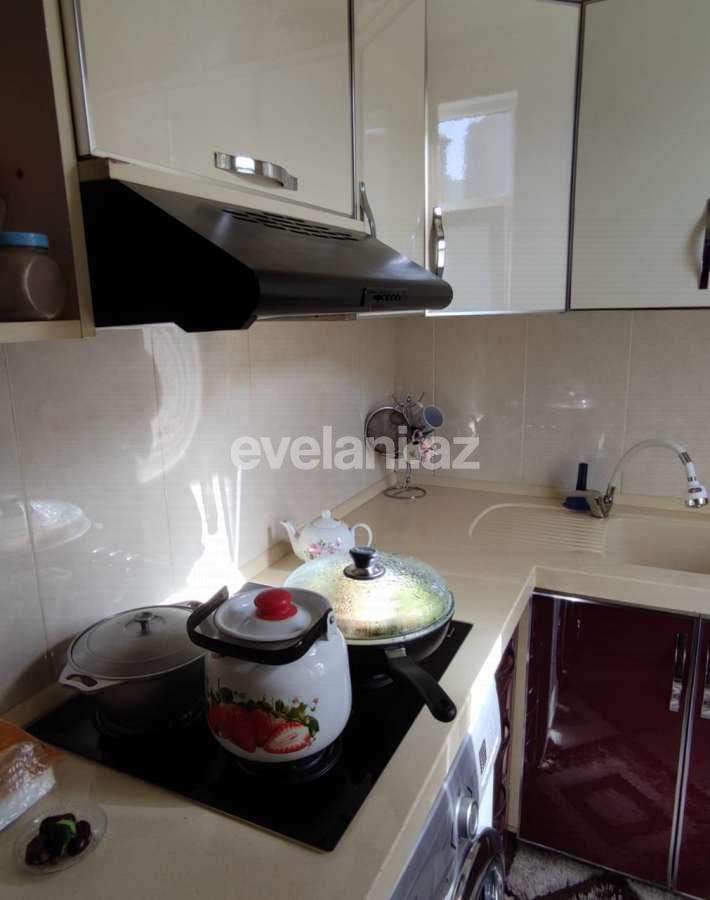 Satılır, köhnə tikili, 2 otaqlı, 48 m², Azadlıq prospekti m.